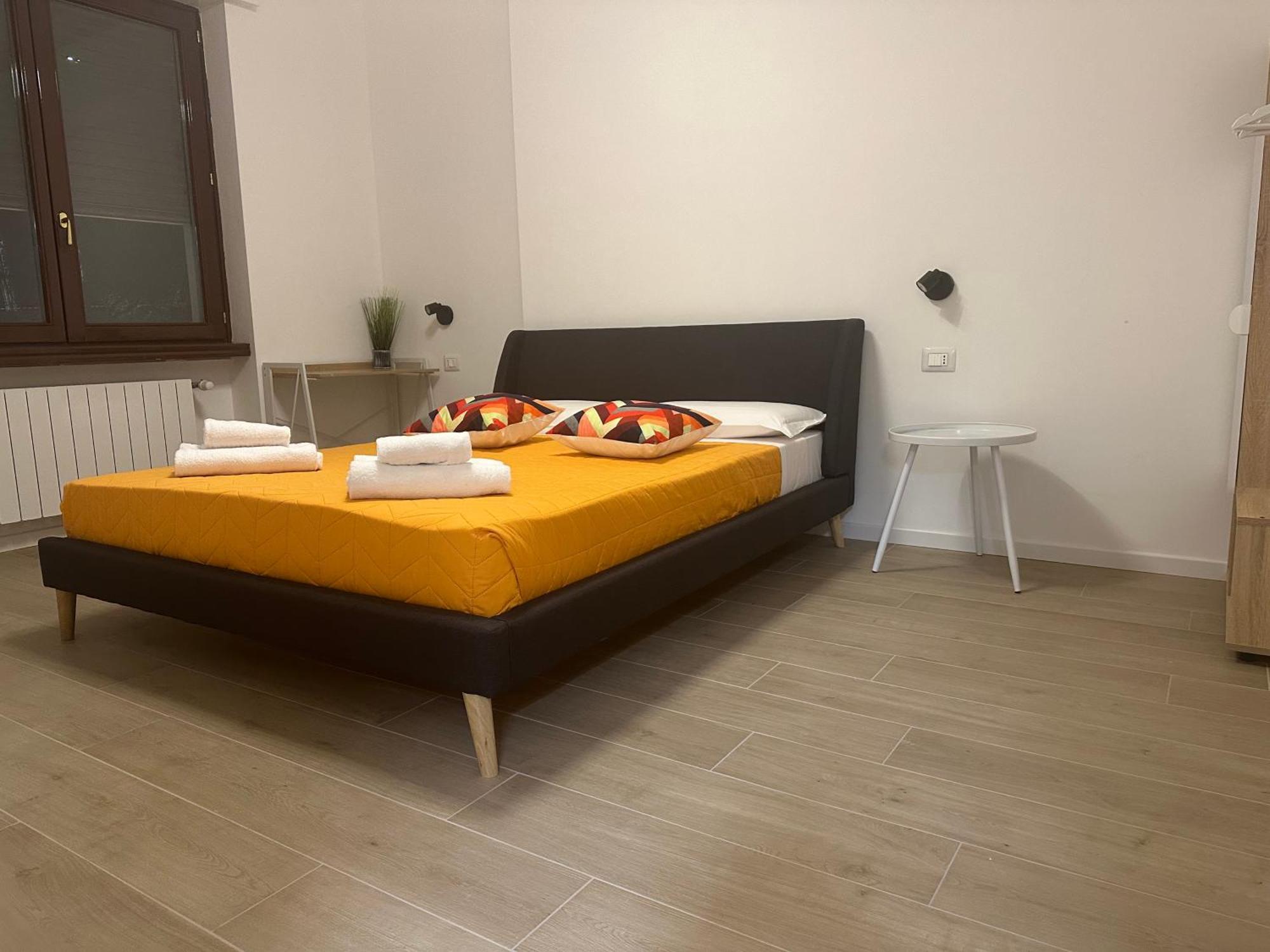 Feel - Central Beat Apartment Bergamo Exteriör bild
